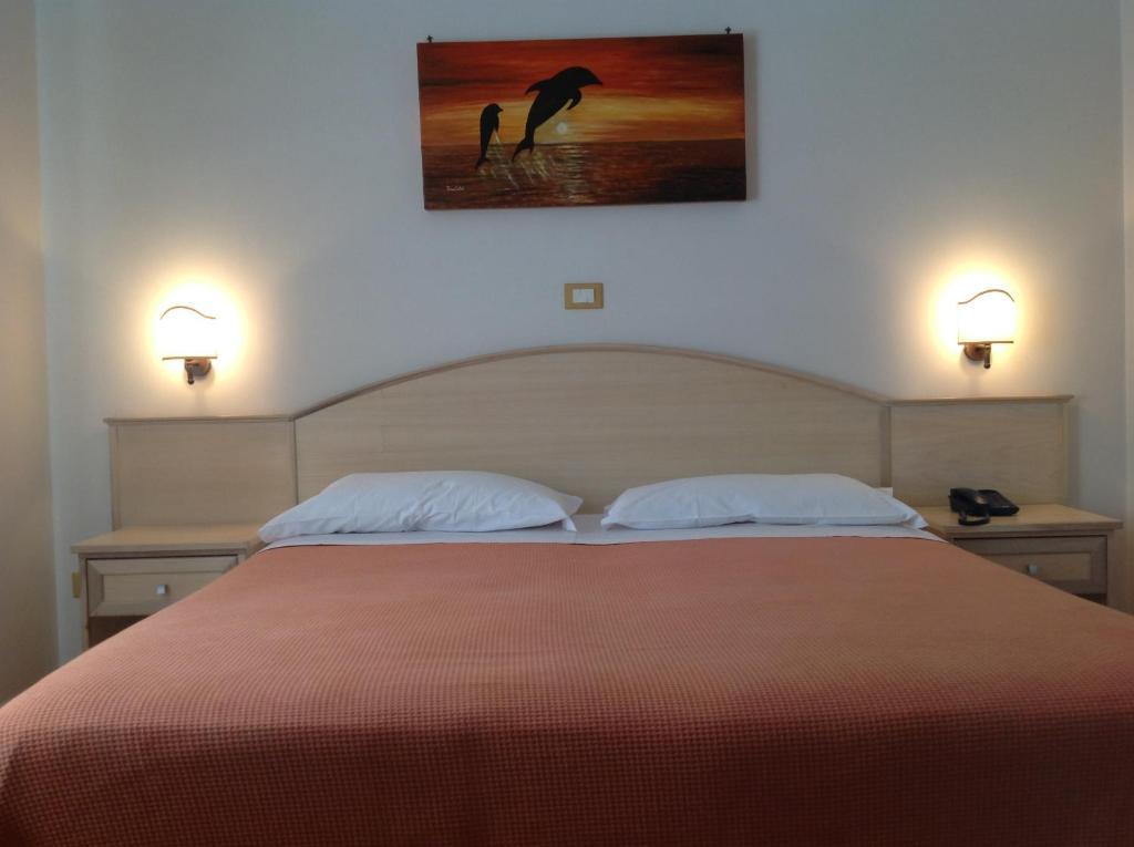 Hotel Corallo Torre Santa Sabina Ruang foto